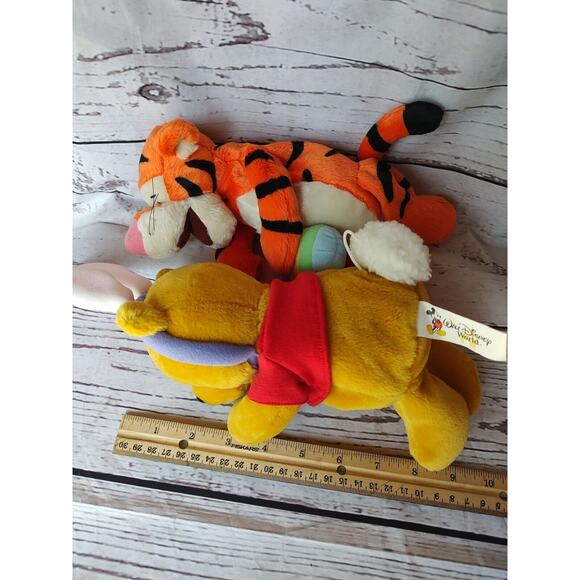 Disney Winnie The Pooh, Tigger, Eeyore, and Piglet Easter Beanies 1999 Vintage - Picture 15 of 16